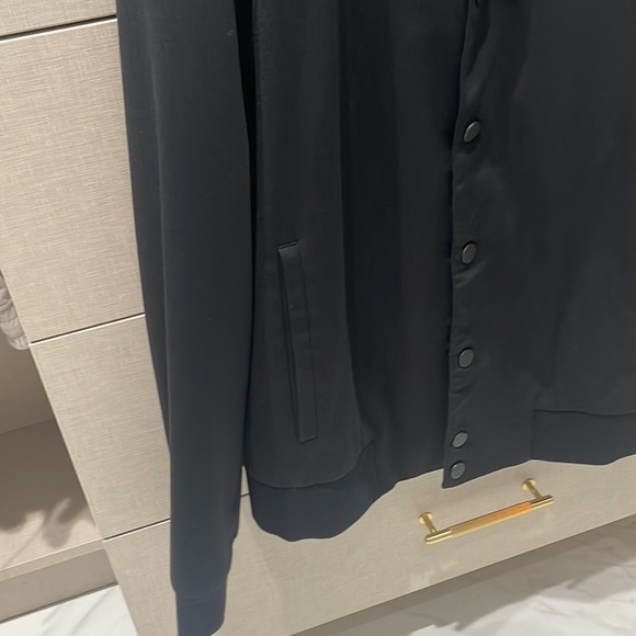 Theory men’s varsity black jacket size M - Picture 6 of 6